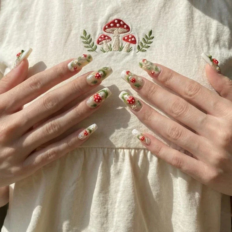 press on nails, custom press on nails, fake nails, Nails Art, stained glass nails, gold press on nails, 3d press on nails, luxury press on nails, handmade press on nails