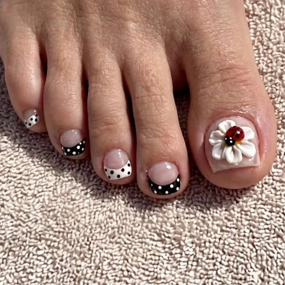 press on nails, custom press on nails, fake nails, Nails Art, stained glass nails, gold press on nails, 3d press on nails, luxury press on nails, handmade press on nails