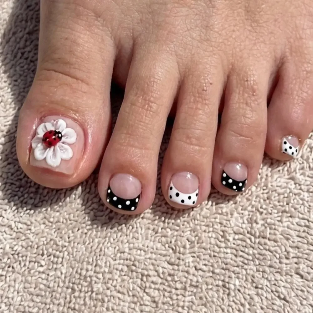 press on nails, custom press on nails, fake nails, Nails Art, stained glass nails, gold press on nails, 3d press on nails, luxury press on nails, handmade press on nails