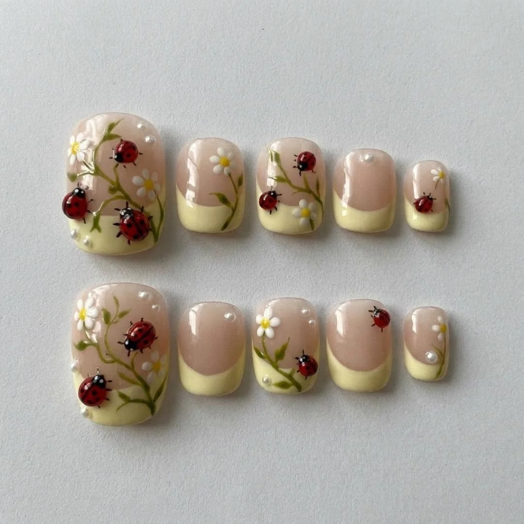 spring summer nails, garden toe nails, press on nails, custom press on nails, fake nails, Nails Art, stained glass nails, gold press on nails, 3d press on nails, luxury press on nails, handmade press on nails