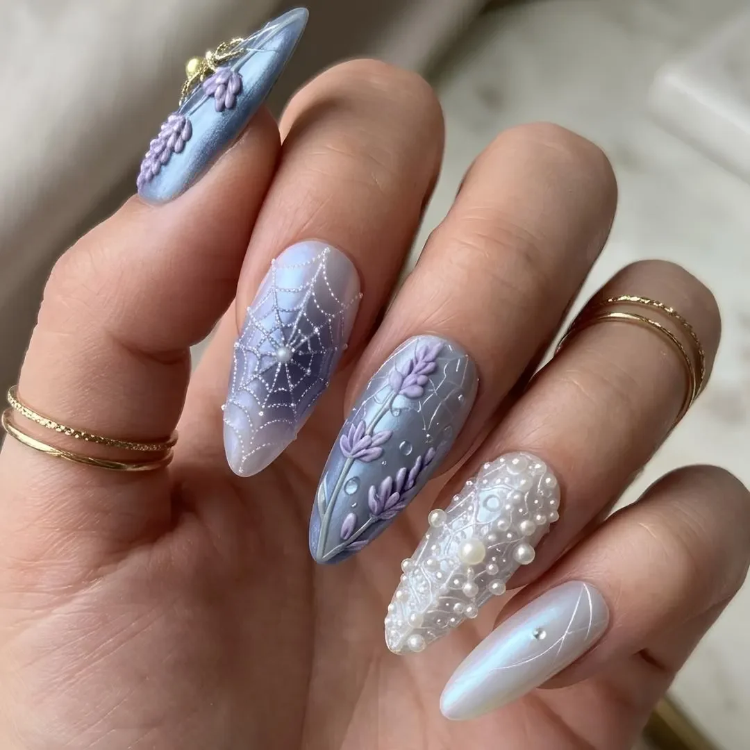press on nails, custom press on nails, fake nails, Nails Art, stained glass nails, gold press on nails, 3d press on nails, luxury press on nails, handmade press on nails