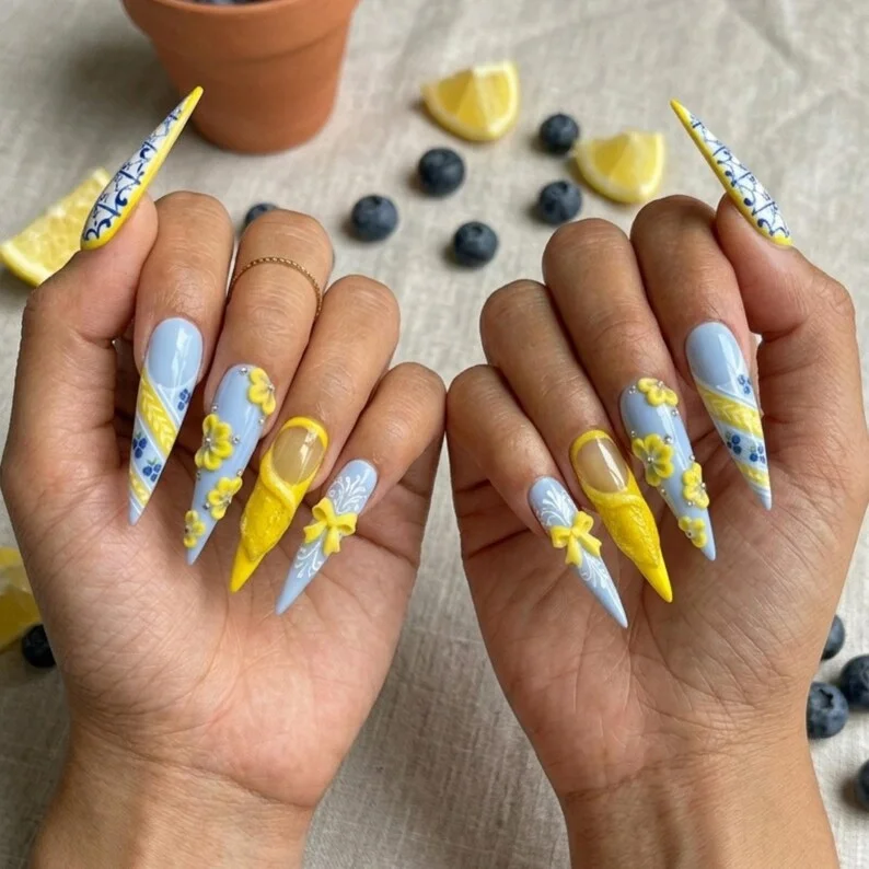 press on nails, custom press on nails, fake nails, Nails Art, stained glass nails, gold press on nails, 3d press on nails, luxury press on nails, handmade press on nails
