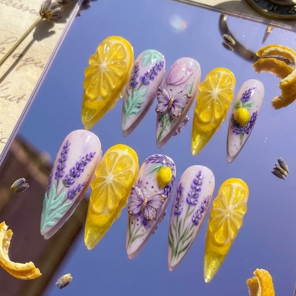 press on nails, custom press on nails, fake nails, Nails Art, stained glass nails, gold press on nails, 3d press on nails, luxury press on nails, handmade press on nails