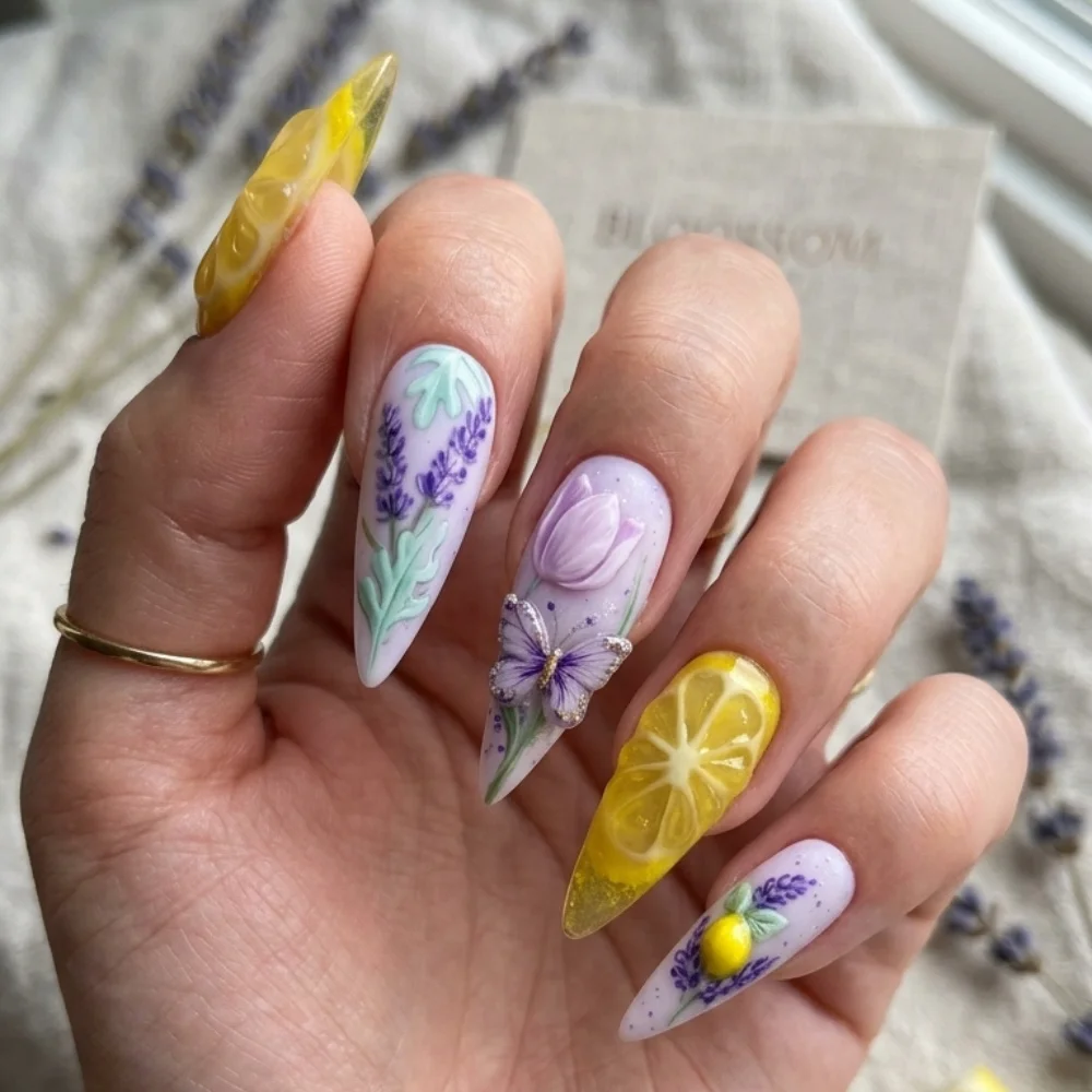 press on nails, custom press on nails, fake nails, Nails Art, stained glass nails, gold press on nails, 3d press on nails, luxury press on nails, handmade press on nails