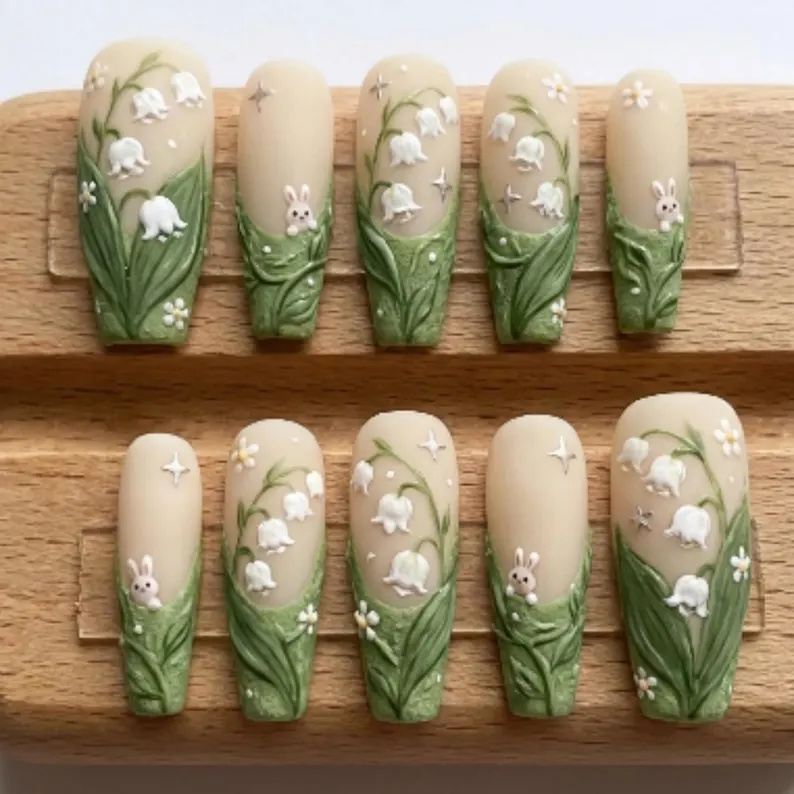 press on nails, custom press on nails, fake nails, Nails Art, stained glass nails, gold press on nails, 3d press on nails, luxury press on nails, handmade press on nails