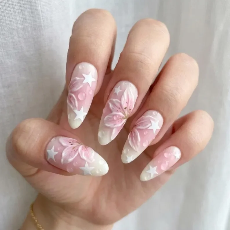 press on nails, custom press on nails, fake nails, Nails Art, stained glass nails, gold press on nails, 3d press on nails, luxury press on nails, handmade press on nails