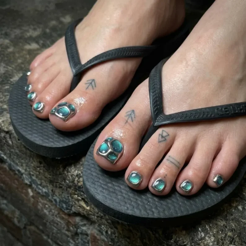press on nails, custom press on nails, fake nails, Nails Art, stained glass nails, gold press on nails, 3d press on nails, luxury press on nails, handmade press on nails