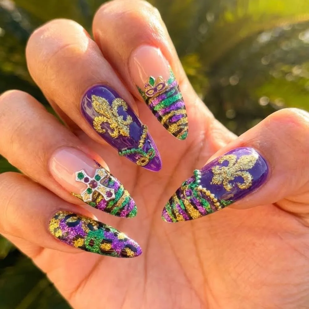 Leopard Glitter, 3D Nail Art, press on nails, custom press on nails, fake nails, Nails Art, stained glass nails, gold press on nails, 3d press on nails, luxury press on nails, handmade press on nails