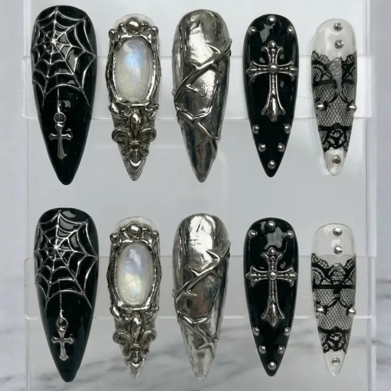 press on nails, custom press on nails, fake nails, Nails Art, stained glass nails, gold press on nails, 3d press on nails, luxury press on nails, handmade press on nails