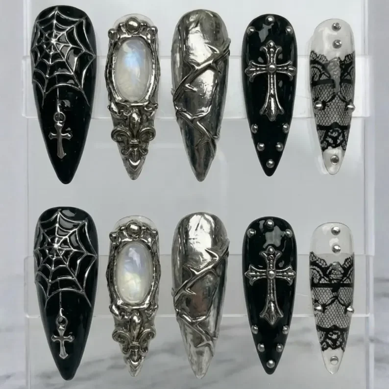press on nails, custom press on nails, fake nails, Nails Art, stained glass nails, gold press on nails, 3d press on nails, luxury press on nails, handmade press on nails