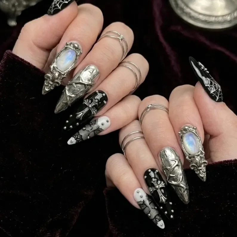 press on nails, custom press on nails, fake nails, Nails Art, stained glass nails, gold press on nails, 3d press on nails, luxury press on nails, handmade press on nails