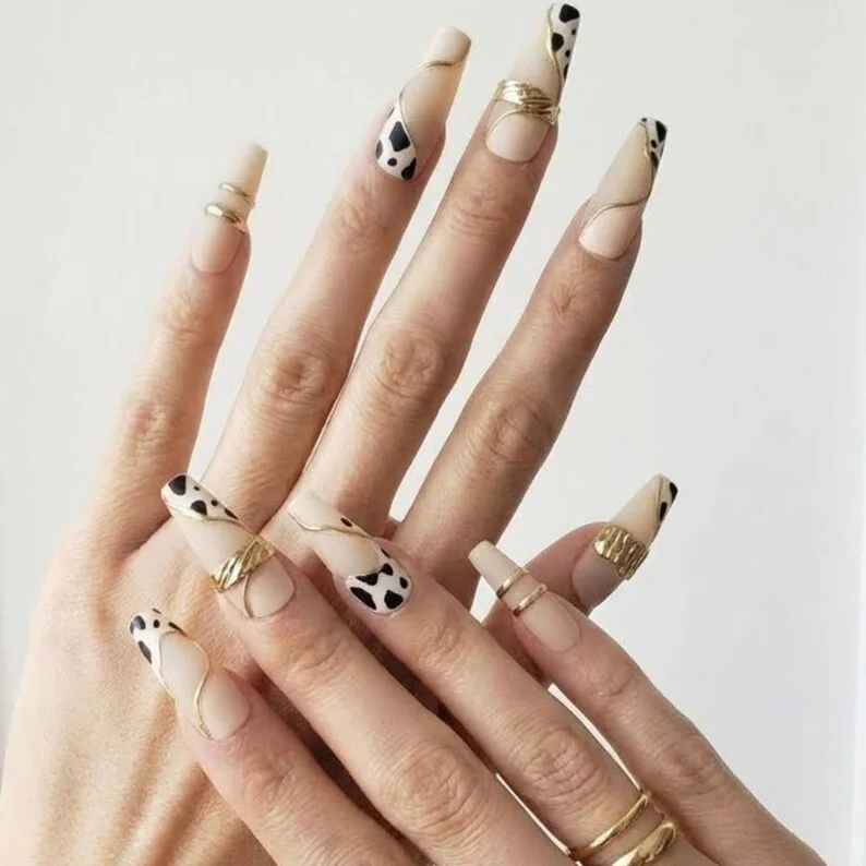 3D molten gold, cow print nails, press on nails, custom press on nails, fake nails, Nails Art, stained glass nails, gold press on nails, 3d press on nails, luxury press on nails, handmade press on nails
