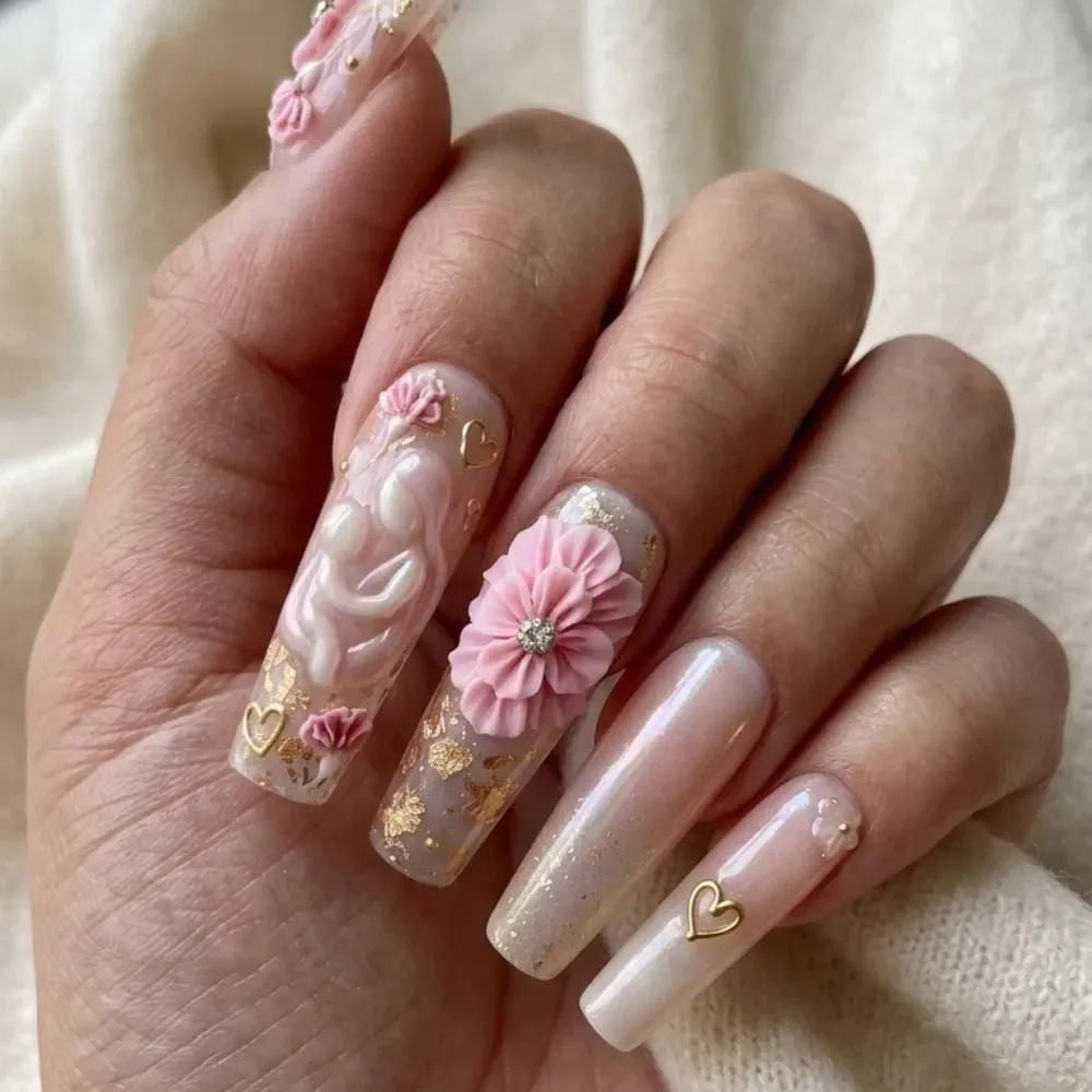 Gold Foil Floral, Mom Child Sculpture, press on nails, custom press on nails, fake nails, Nails Art, stained glass nails, gold press on nails, 3d press on nails, luxury press on nails, handmade press on nails