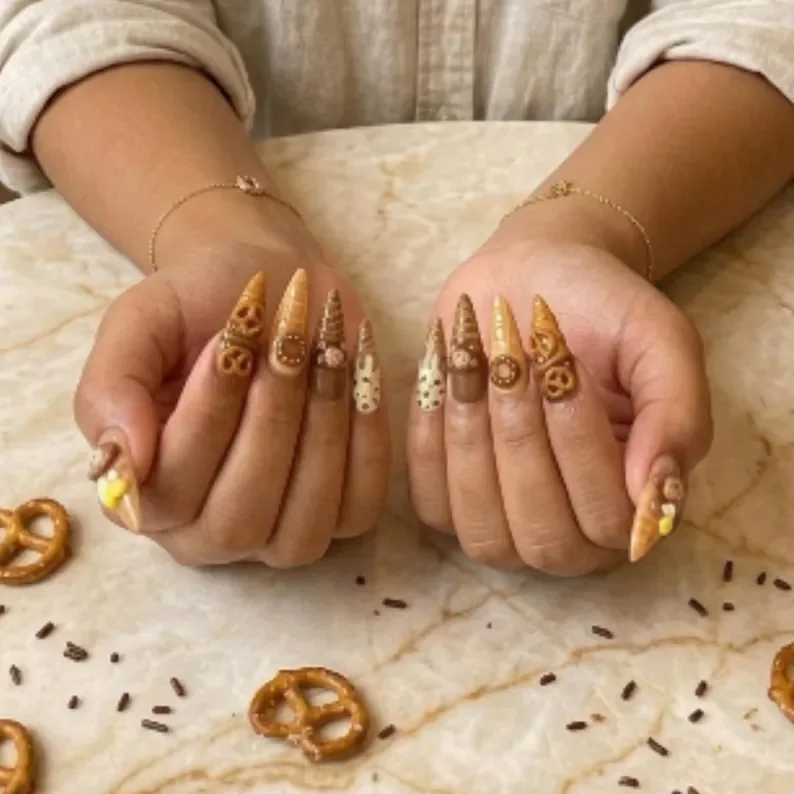 press on nails, custom press on nails, fake nails, Nails Art, stained glass nails, gold press on nails, 3d press on nails, luxury press on nails, handmade press on nails
