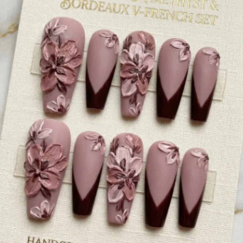 press on nails, custom press on nails, fake nails, Nails Art, stained glass nails, gold press on nails, 3d press on nails, luxury press on nails, handmade press on nails