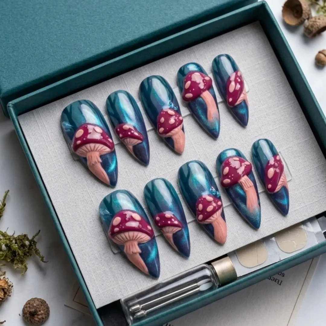 press on nails, custom press on nails, fake nails, Nails Art, stained glass nails, gold press on nails, 3d press on nails, luxury press on nails, handmade press on nails