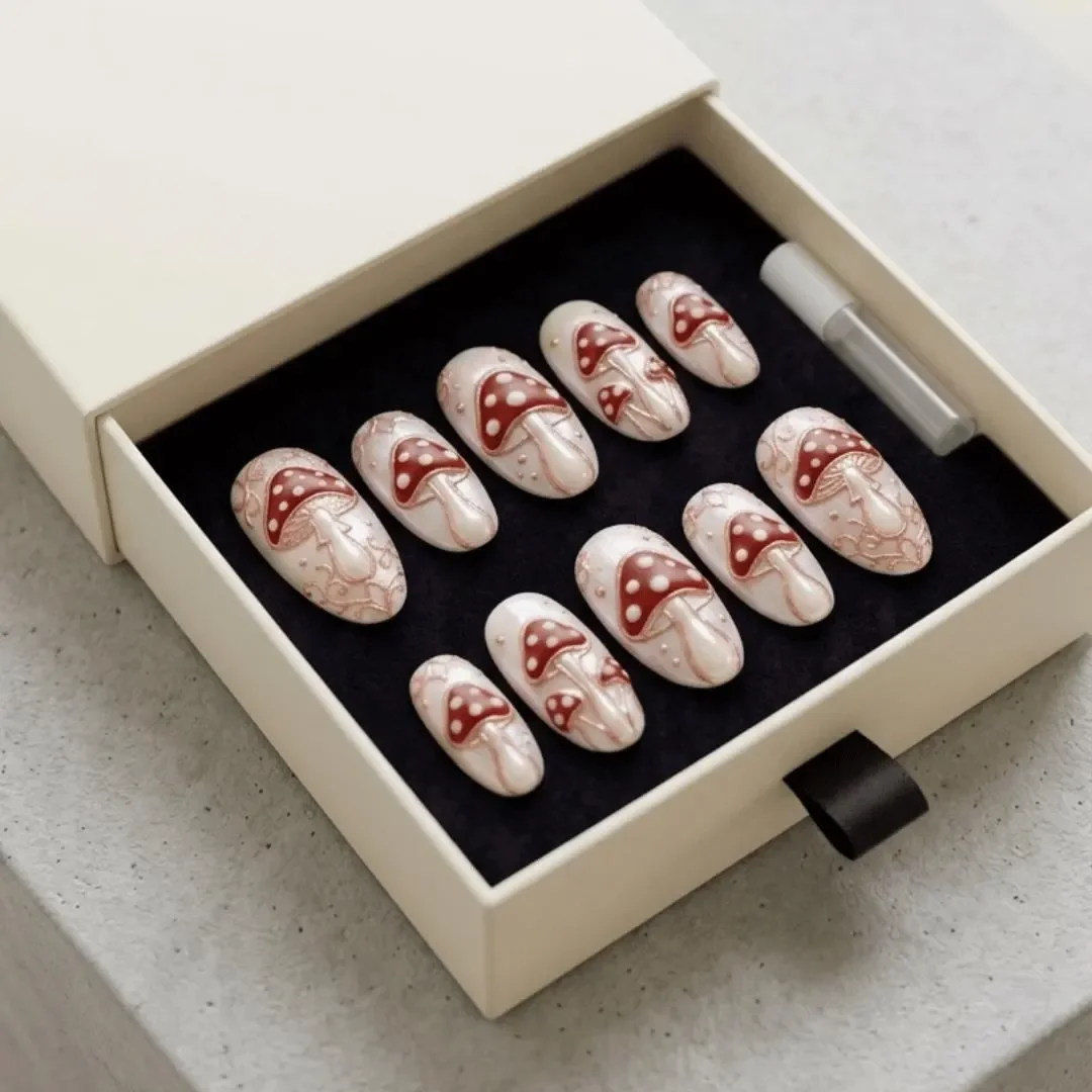 press on nails, custom press on nails, fake nails, Nails Art, stained glass nails, gold press on nails, 3d press on nails, luxury press on nails, handmade press on nails