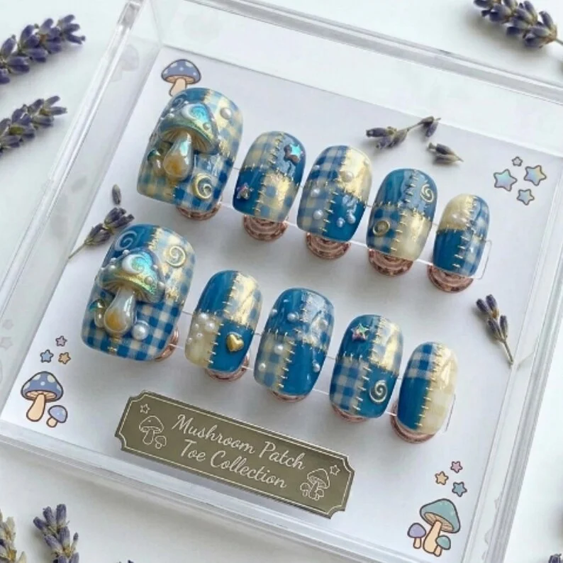 press on nails, custom press on nails, fake nails, Nails Art, stained glass nails, gold press on nails, 3d press on nails, luxury press on nails, handmade press on nails