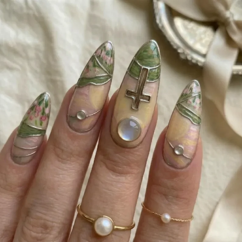 press on nails, custom press on nails, fake nails, Nails Art, stained glass nails, gold press on nails, 3d press on nails, luxury press on nails, handmade press on nails