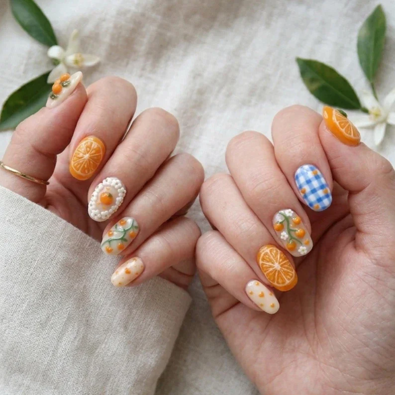 Handmade Nails, Glue On Set, press on nails, custom press on nails, fake nails, Nails Art, stained glass nails, gold press on nails, 3d press on nails, luxury press on nails, handmade press on nails