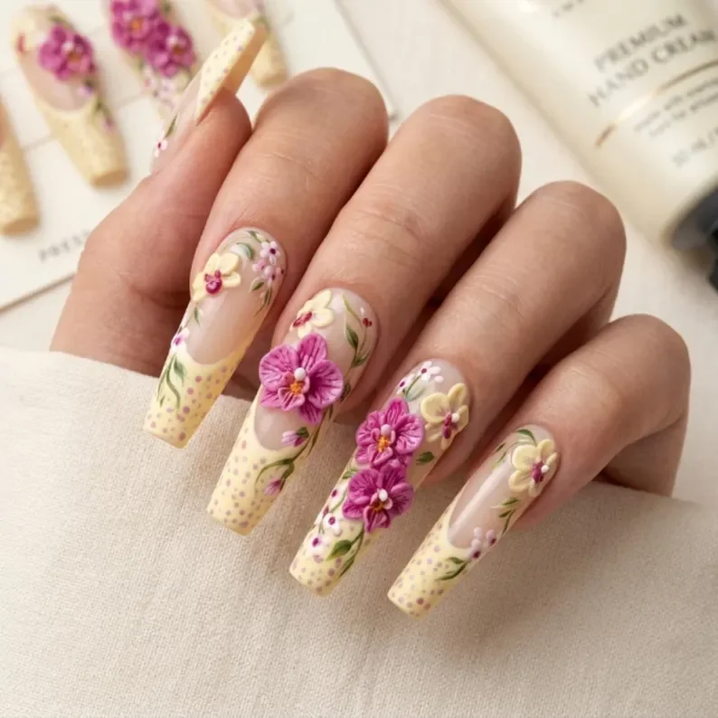 Press On Nails, Hand Sculpted, press on nails, custom press on nails, fake nails, Nails Art, stained glass nails, gold press on nails, 3d press on nails, luxury press on nails, handmade press on nails