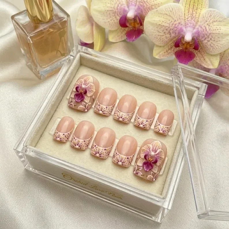 press on nails, custom press on nails, fake nails, Nails Art, stained glass nails, gold press on nails, 3d press on nails, luxury press on nails, handmade press on nails