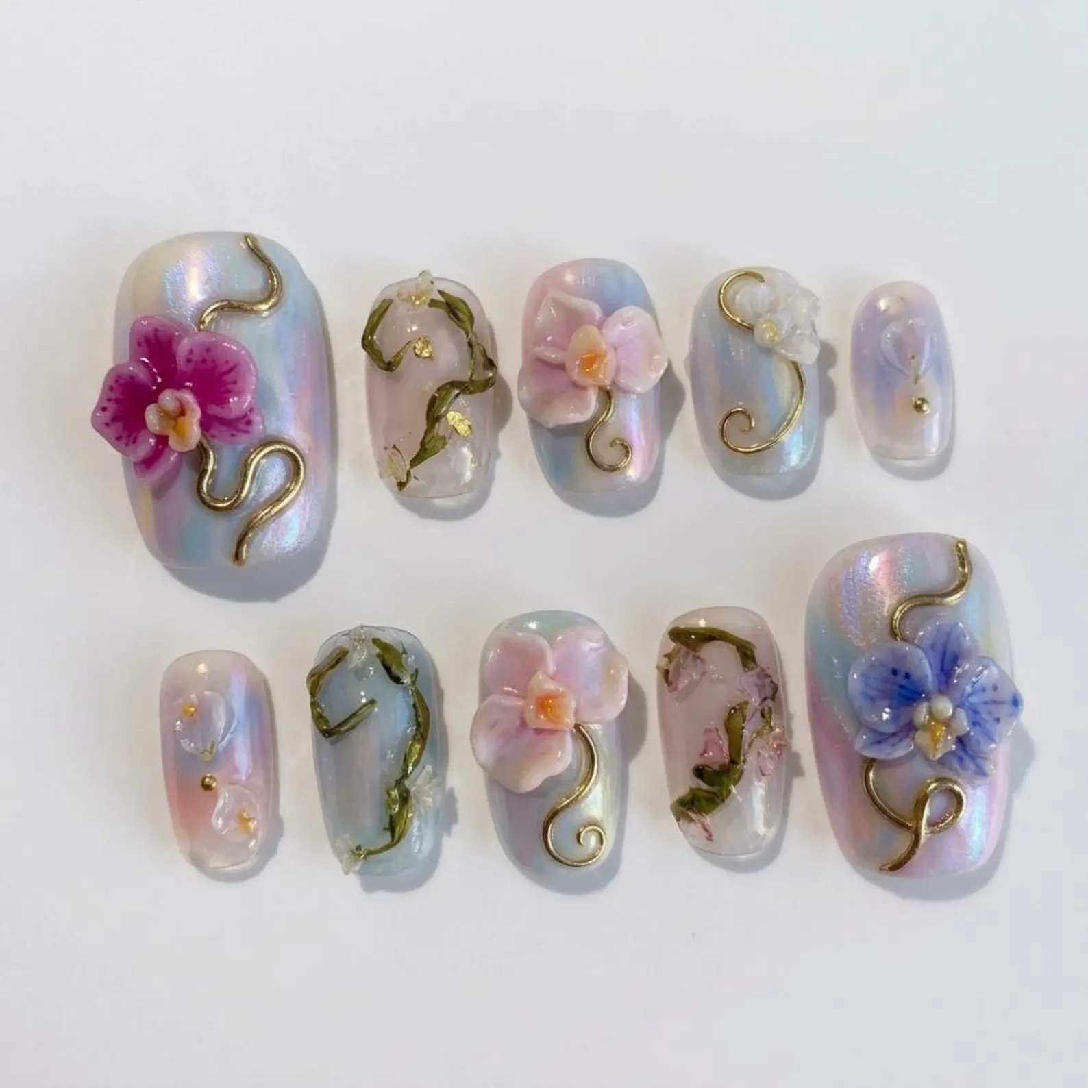 Aurora Nail Design, Orchid Toe Nails, press on nails, custom press on nails, fake nails, Nails Art, stained glass nails, gold press on nails, 3d press on nails, luxury press on nails, handmade press on nails