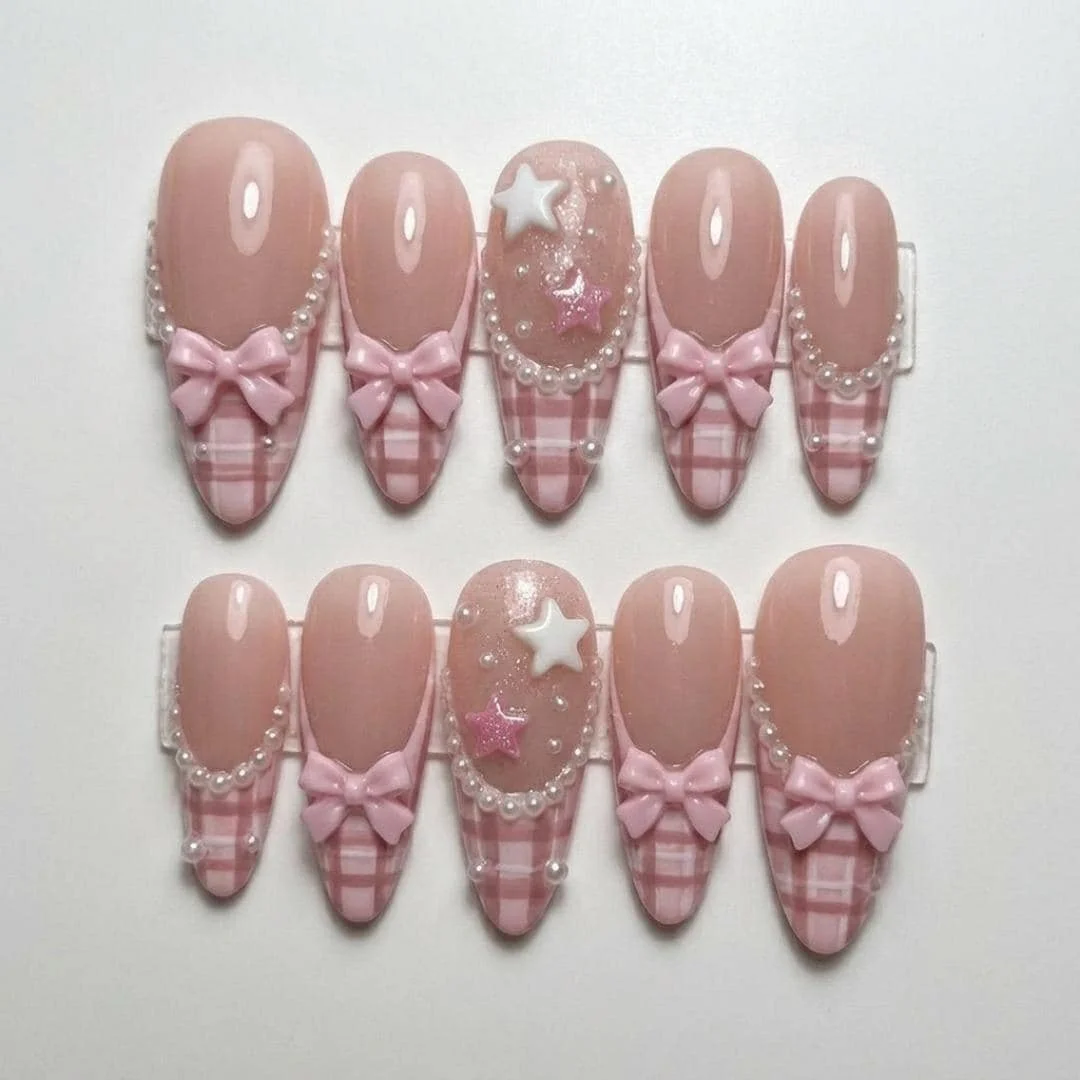 press on nails, custom press on nails, fake nails, Nails Art, stained glass nails, gold press on nails, 3d press on nails, luxury press on nails, handmade press on nails
