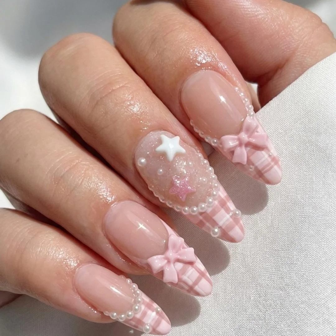 press on nails, custom press on nails, fake nails, Nails Art, stained glass nails, gold press on nails, 3d press on nails, luxury press on nails, handmade press on nails