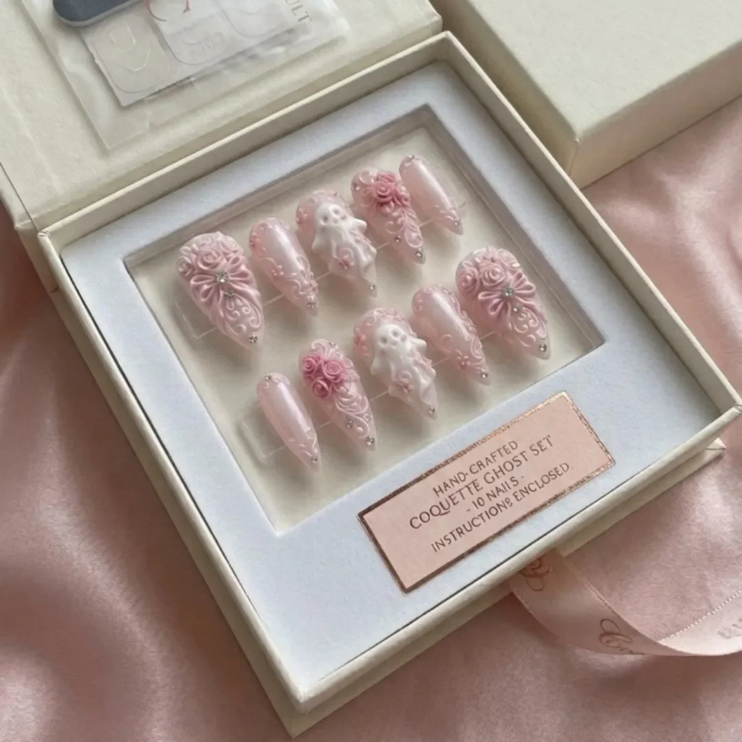 press on nails, custom press on nails, fake nails, Nails Art, stained glass nails, gold press on nails, 3d press on nails, luxury press on nails, handmade press on nails