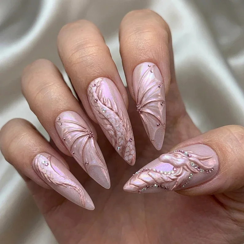 press on nails, custom press on nails, fake nails, Nails Art, stained glass nails, gold press on nails, 3d press on nails, luxury press on nails, handmade press on nails