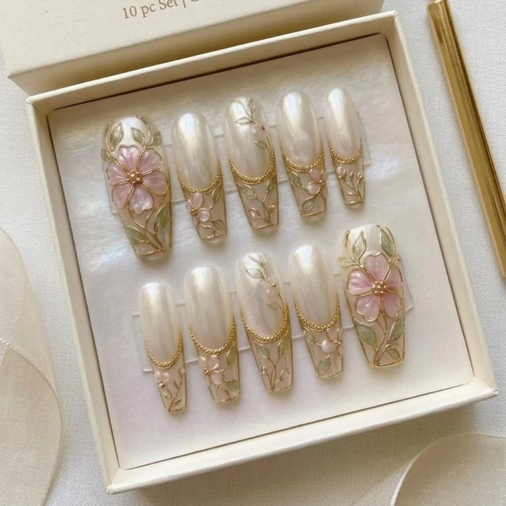 press on nails, custom press on nails, fake nails, Nails Art, stained glass nails, gold press on nails, 3d press on nails, luxury press on nails, handmade press on nails