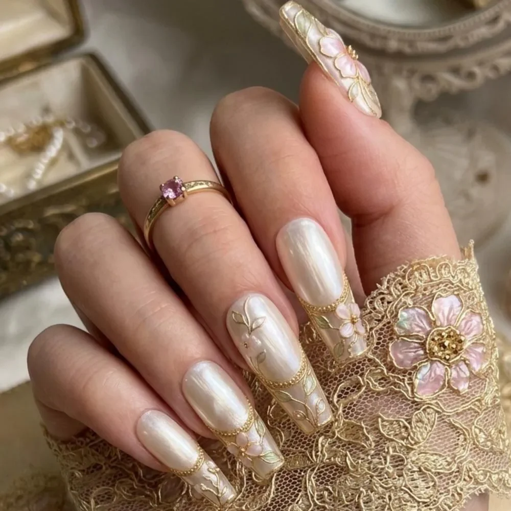 press on nails, custom press on nails, fake nails, Nails Art, stained glass nails, gold press on nails, 3d press on nails, luxury press on nails, handmade press on nails