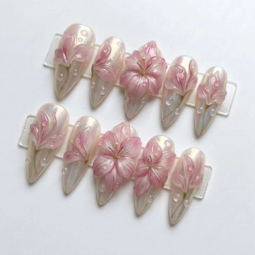 press on nails, custom press on nails, fake nails, Nails Art, stained glass nails, gold press on nails, 3d press on nails, luxury press on nails, handmade press on nails