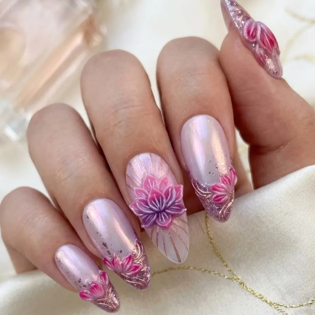 press on nails, custom press on nails, fake nails, Nails Art, stained glass nails, gold press on nails, 3d press on nails, luxury press on nails, handmade press on nails