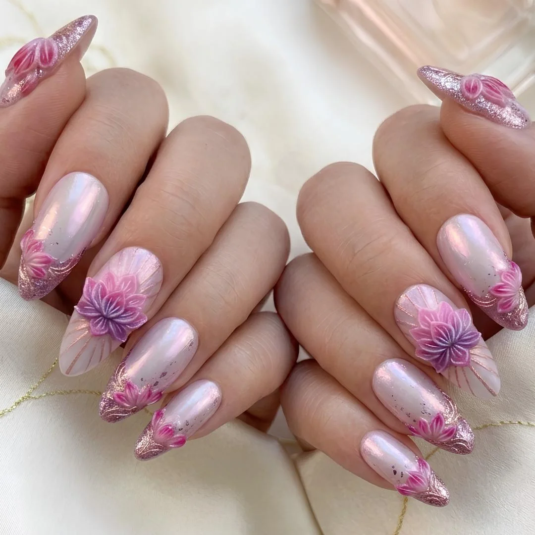 press on nails, custom press on nails, fake nails, Nails Art, stained glass nails, gold press on nails, 3d press on nails, luxury press on nails, handmade press on nails