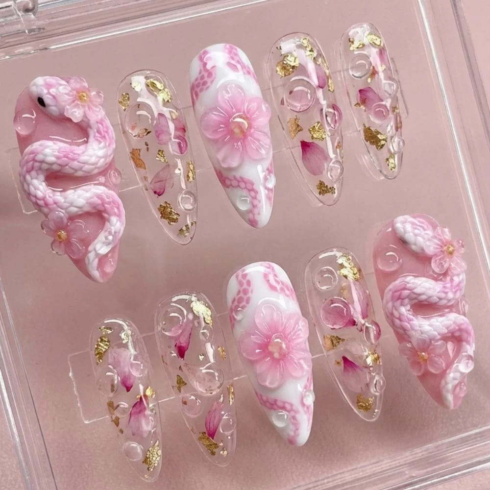 press on nails, custom press on nails, fake nails, Nails Art, stained glass nails, gold press on nails, 3d press on nails, luxury press on nails, handmade press on nails