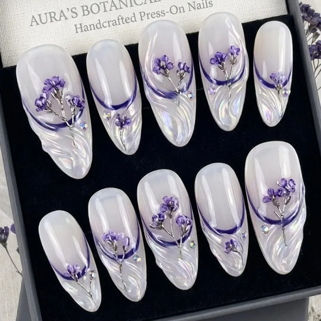 press on nails, custom press on nails, fake nails, Nails Art, stained glass nails, gold press on nails, 3d press on nails, luxury press on nails, handmade press on nails