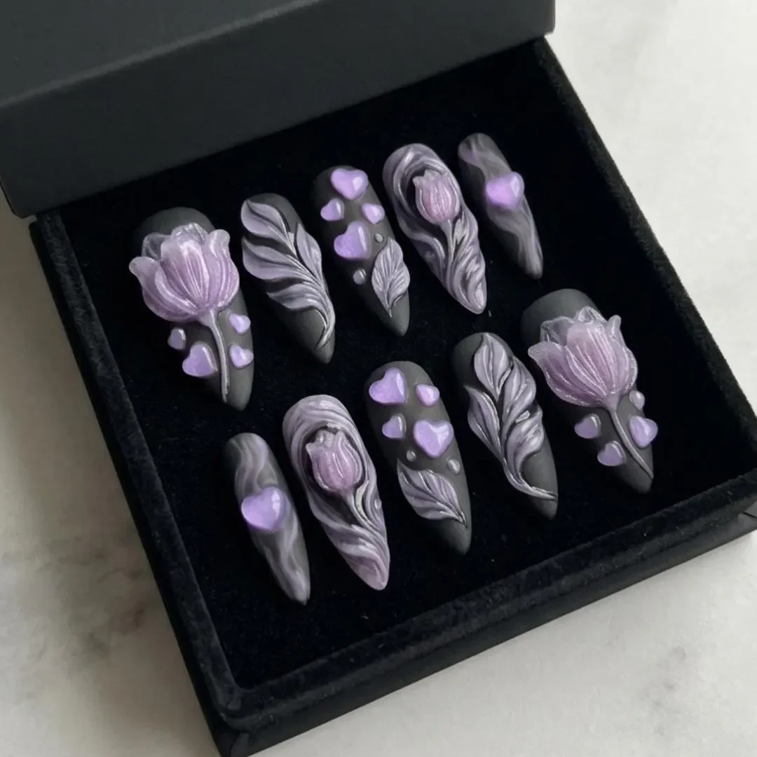 Sculpted Flower, Flower Hearts, press on nails, custom press on nails, fake nails, Nails Art, stained glass nails, gold press on nails, 3d press on nails, luxury press on nails, handmade press on nails