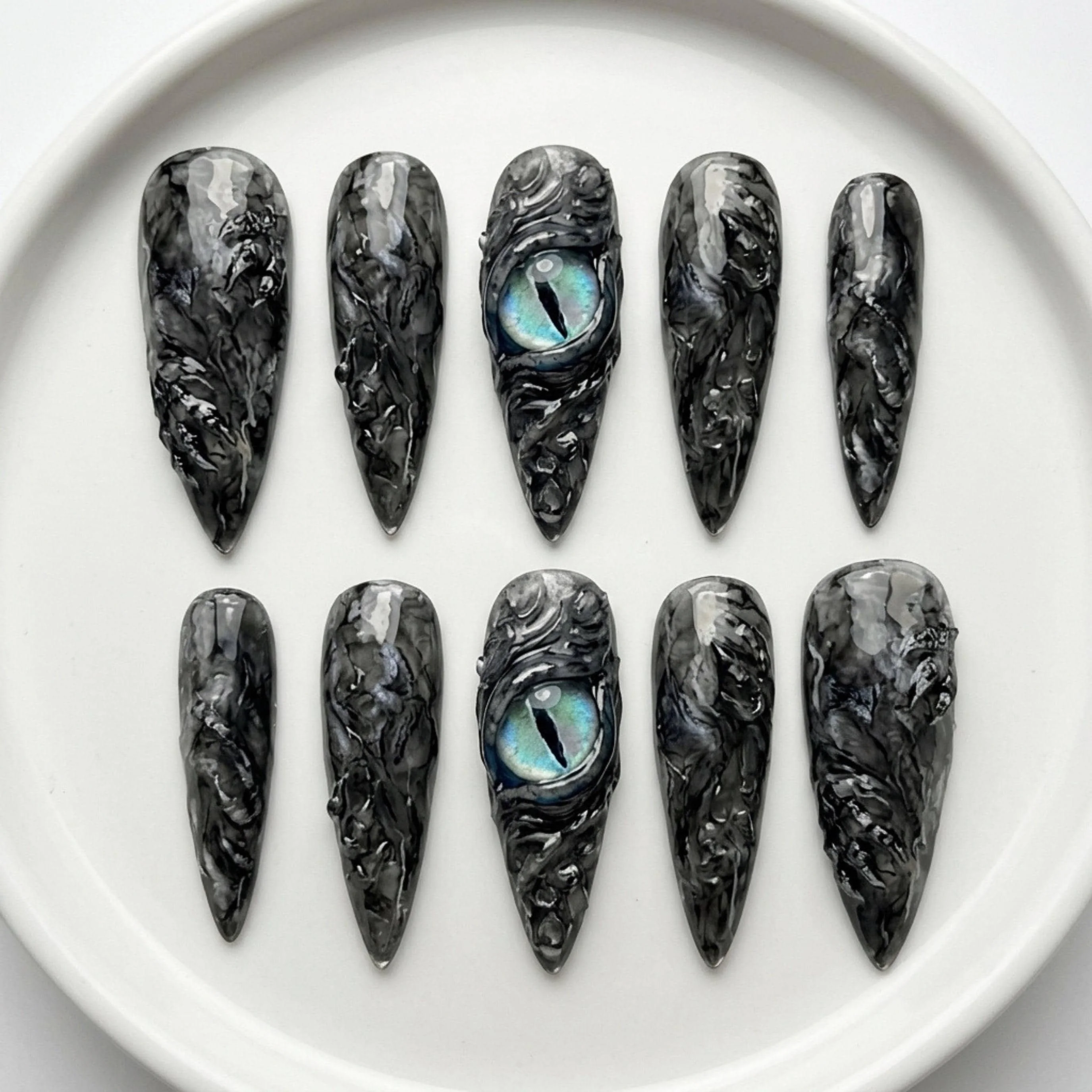 press on nails, custom press on nails, fake nails, Nails Art, stained glass nails, gold press on nails, 3d press on nails, luxury press on nails, handmade press on nails