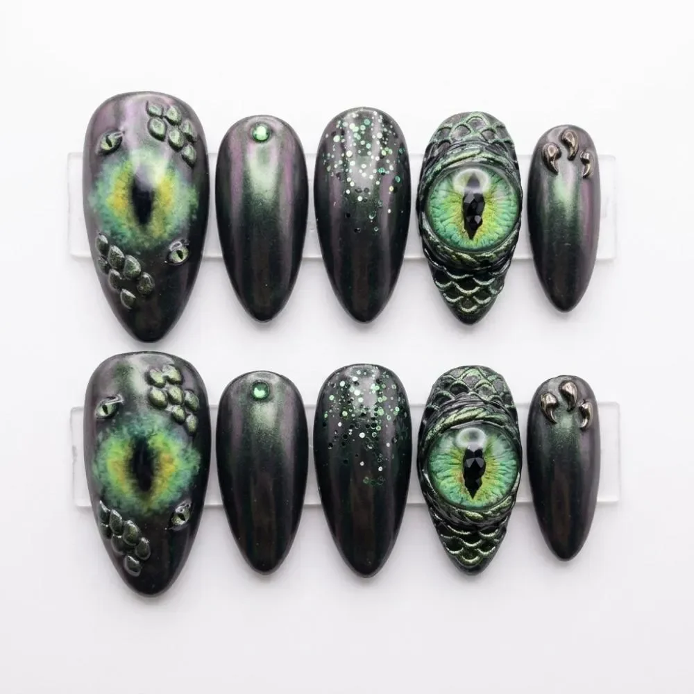 press on nails, custom press on nails, fake nails, Nails Art, stained glass nails, gold press on nails, 3d press on nails, luxury press on nails, handmade press on nails