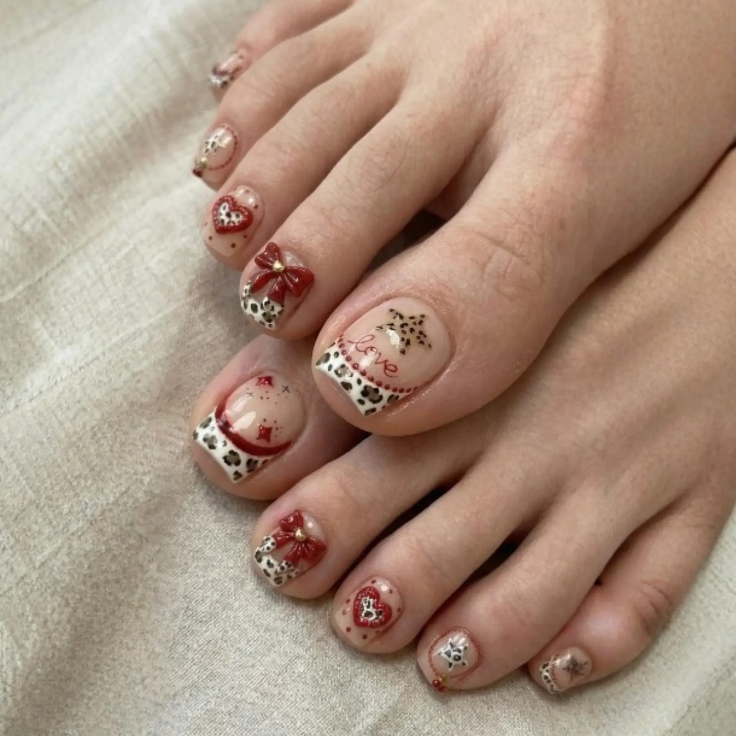 press on toes, coastal cherry, press on nails, custom press on nails, fake nails, Nails Art, stained glass nails, gold press on nails, 3d press on nails, luxury press on nails, handmade press on nails
