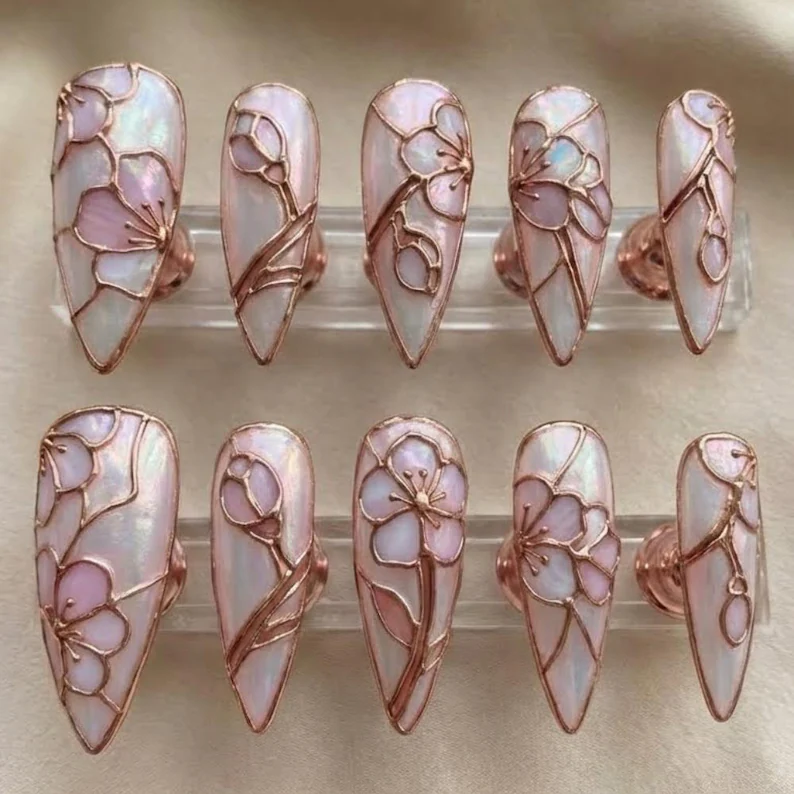 stained glass nails, press on nails, custom press on nails, fake nails, Nails Art, gold press on nails, 3d press on nails, luxury press on nails, handmade press on nails