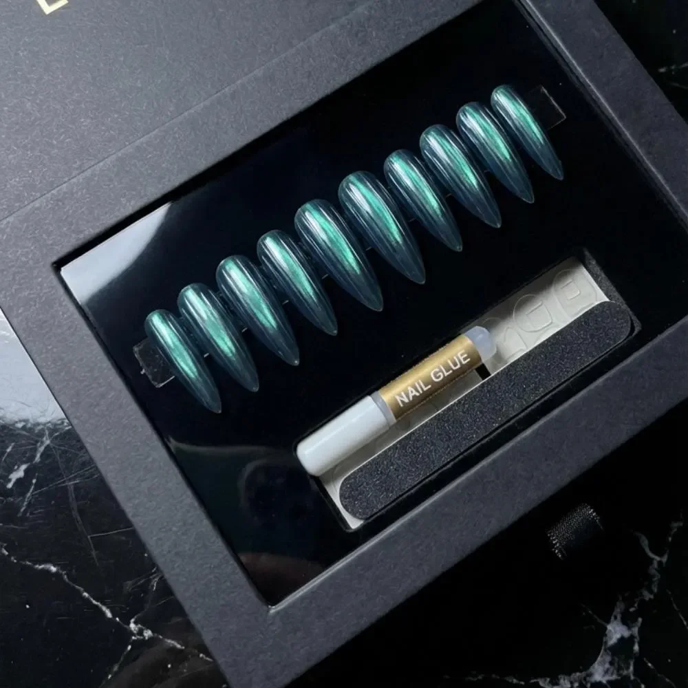 press on nails, custom press on nails, fake nails, Nails Art, stained glass nails, gold press on nails, 3d press on nails, luxury press on nails, handmade press on nails