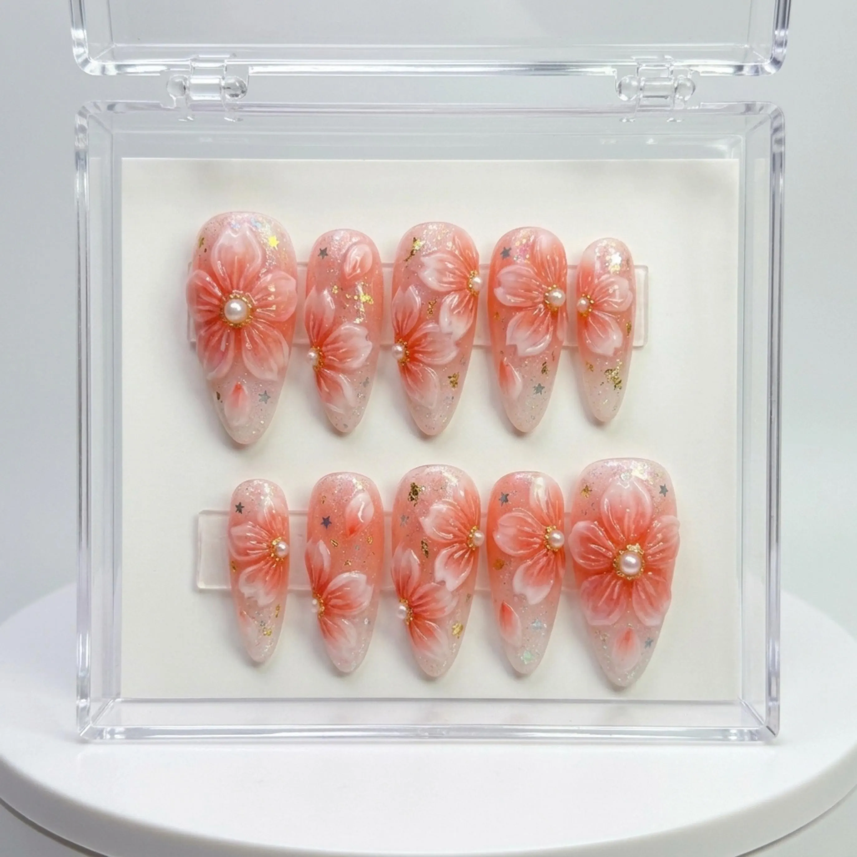 press on nails, custom press on nails, fake nails, Nails Art, stained glass nails, gold press on nails, 3d press on nails, luxury press on nails, handmade press on nails