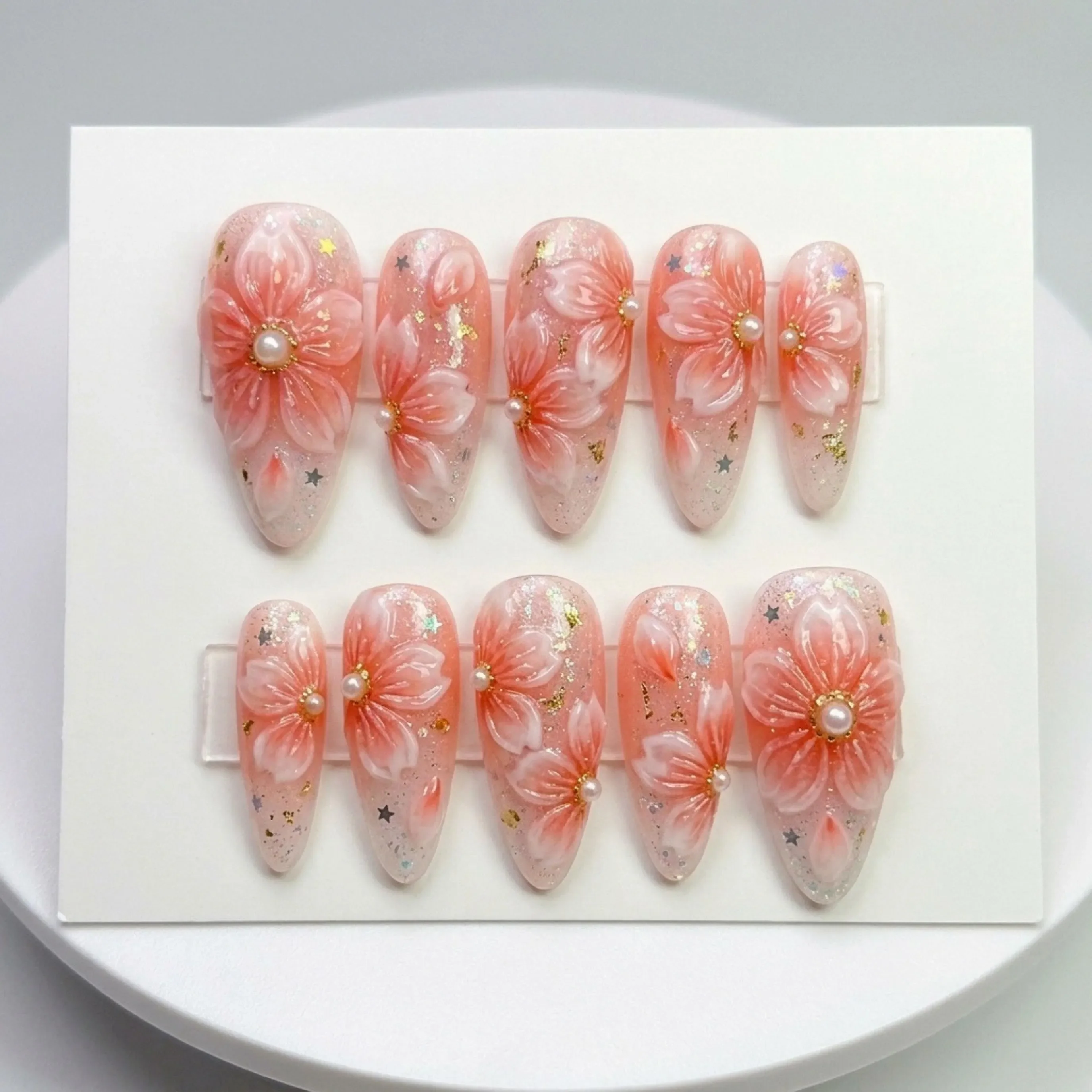 press on nails, custom press on nails, fake nails, Nails Art, stained glass nails, gold press on nails, 3d press on nails, luxury press on nails, handmade press on nails