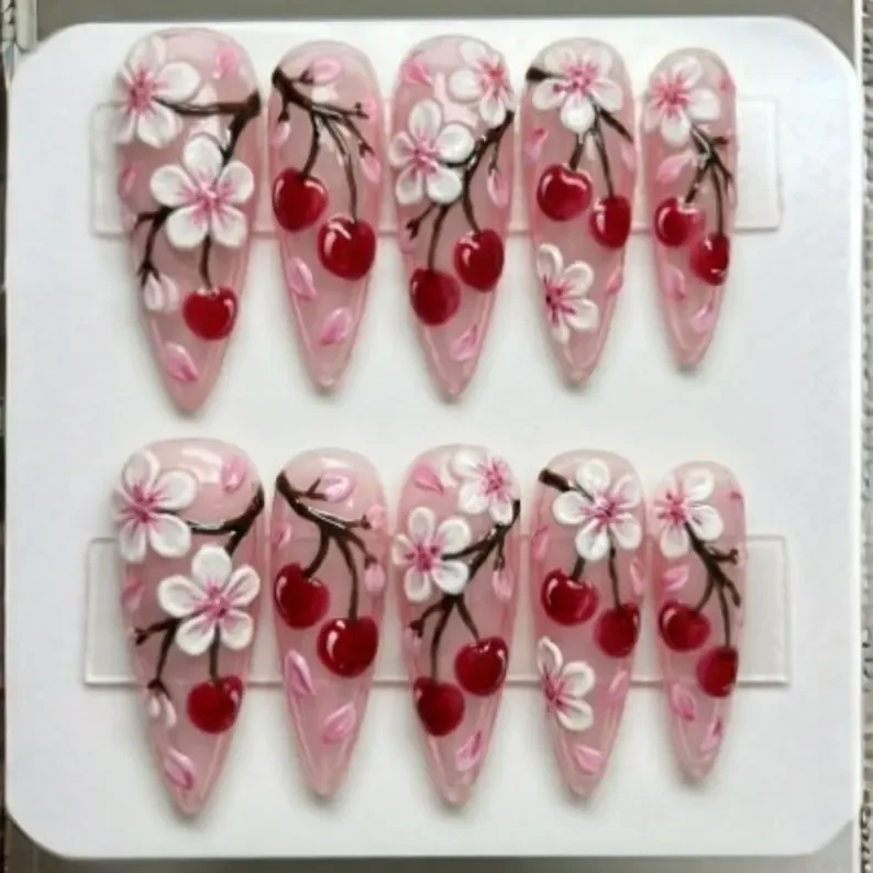 press on nails, custom press on nails, fake nails, Nails Art, stained glass nails, gold press on nails, 3d press on nails, luxury press on nails, handmade press on nails