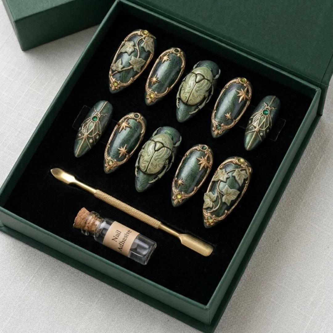 press on nails, custom press on nails, fake nails, Nails Art, stained glass nails, gold press on nails, 3d press on nails, luxury press on nails, handmade press on nails
