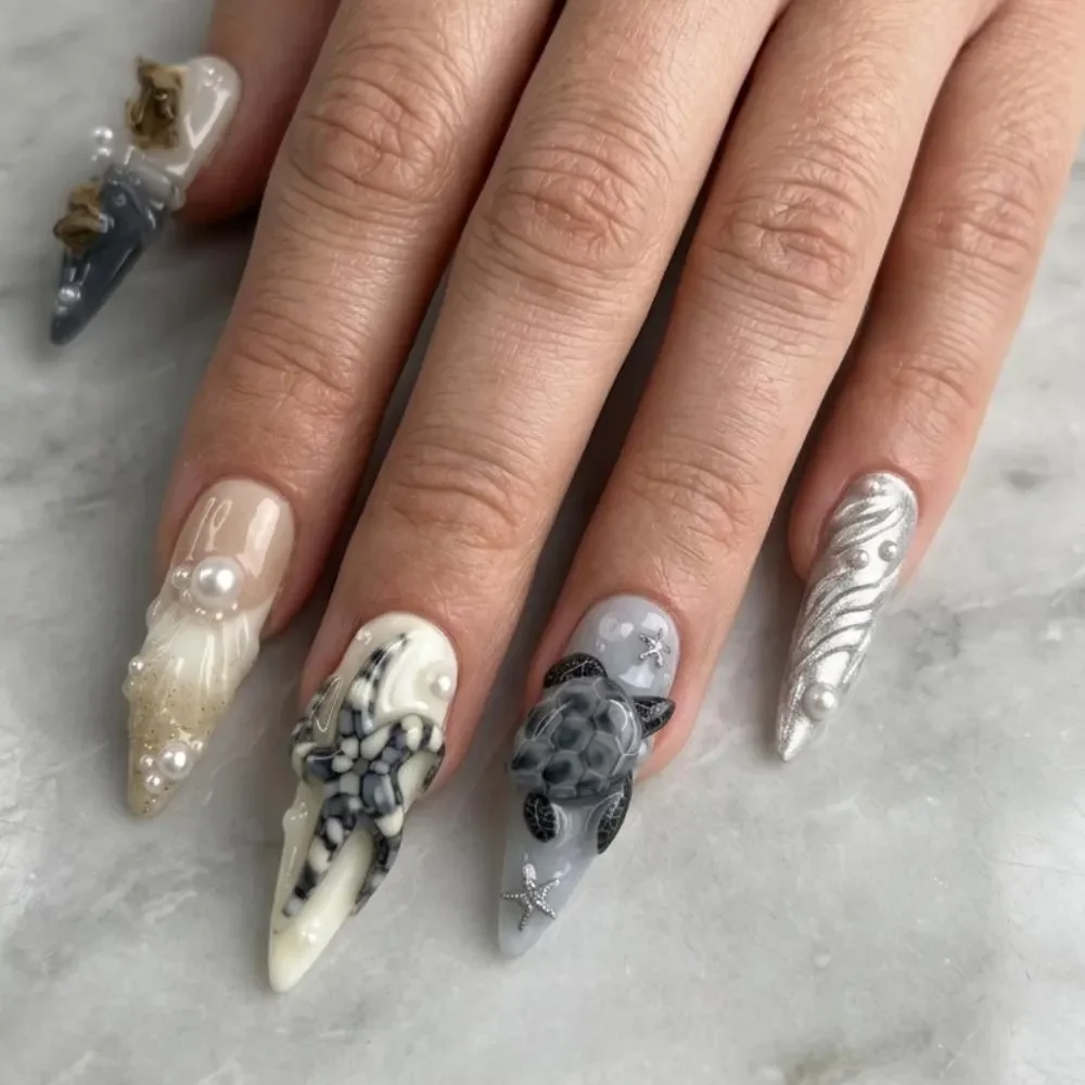 press on nails, custom press on nails, fake nails, Nails Art, stained glass nails, gold press on nails, 3d press on nails, luxury press on nails, handmade press on nails