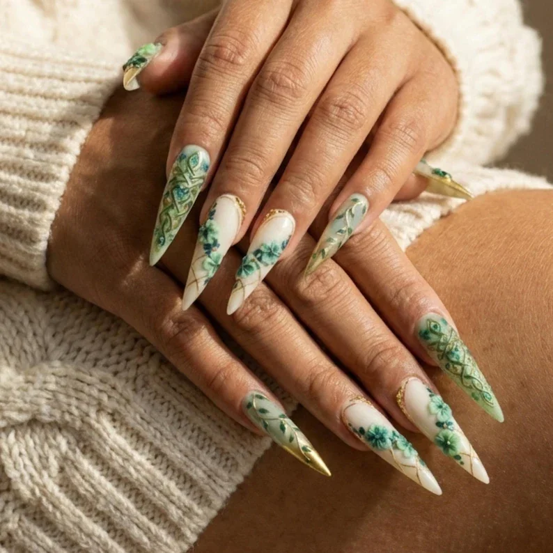 Irish Theme Nails, Clover Nail Art, press on nails, custom press on nails, fake nails, Nails Art, stained glass nails, gold press on nails, 3d press on nails, luxury press on nails, handmade press on nails